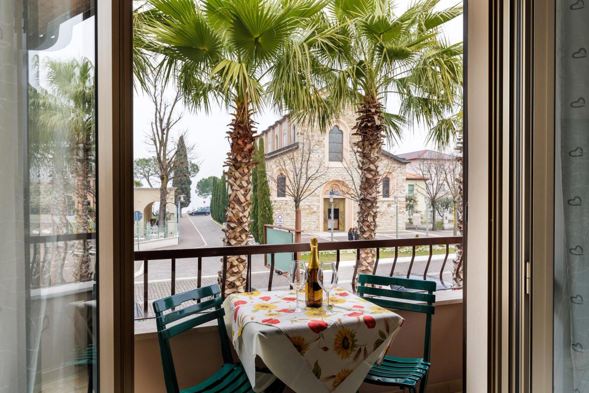 Sorridi Al Lago Sirmione Exterior foto